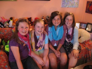 ThursdayGirlsInfinityScarves